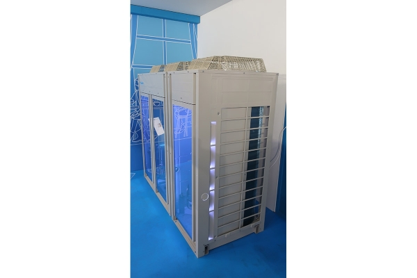 cc95npdaikinco2zeas1.jpg